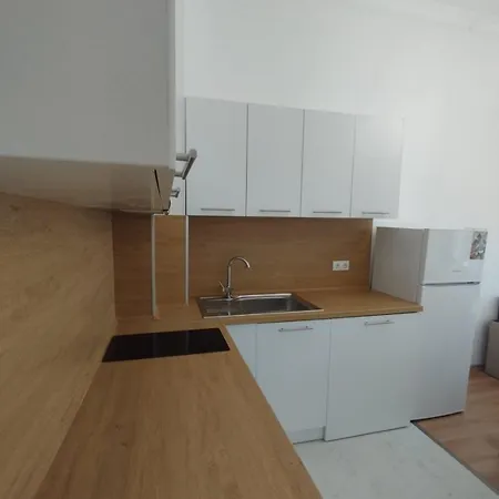 Stylish Zingara 1 Apartment *